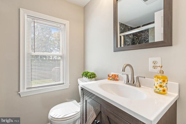 6903 FRIENDSHIP RD, Clinton, MD 20735