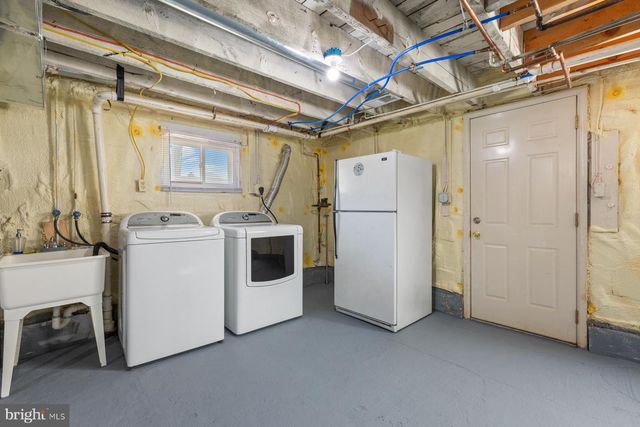 6903 FRIENDSHIP RD, Clinton, MD 20735
