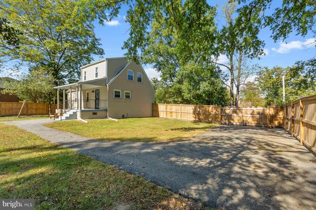 6903 FRIENDSHIP RD, Clinton, MD 20735