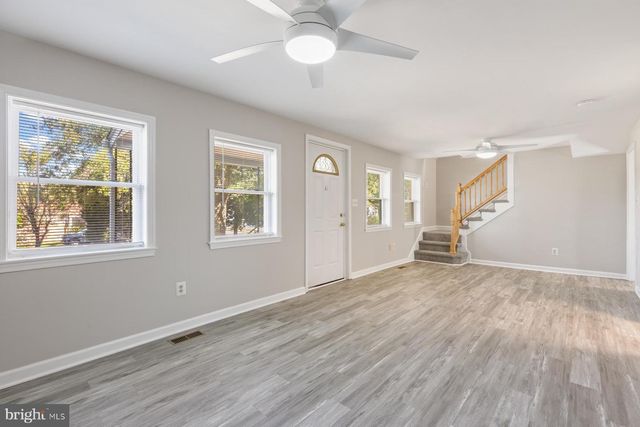6903 FRIENDSHIP RD, Clinton, MD 20735