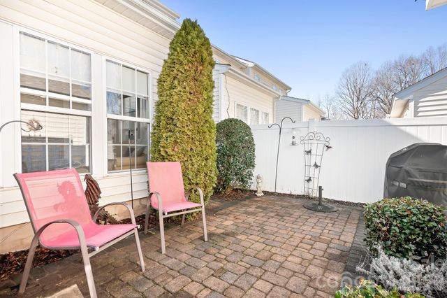 9542 Glenashley Drive, Cornelius, NC 28031