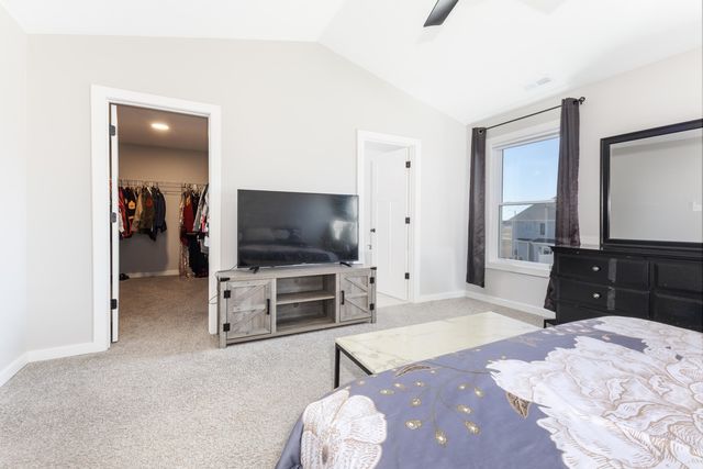 401 B Jenny Lane, Heyworth, IL 61745