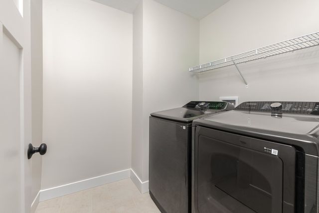 401 B Jenny Lane, Heyworth, IL 61745