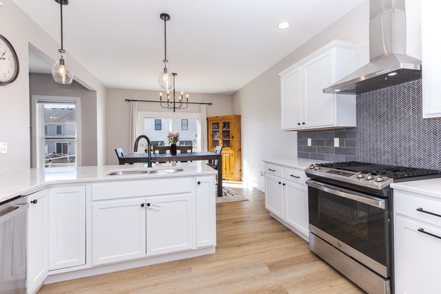 401 B Jenny Lane, Heyworth, IL 61745