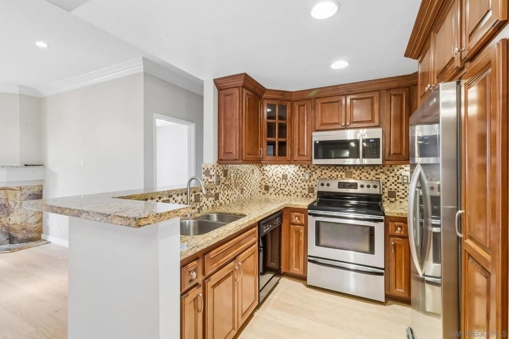 2020 Camino De La Reina 2217, San Diego, CA 92108 — exterior