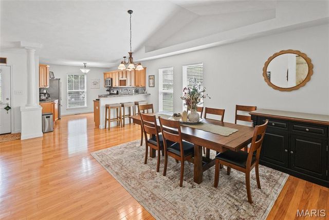 923 Esic Drive, Edwardsville, IL 62025