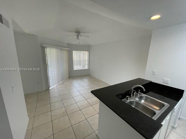 4783 Via Palm Lks 117, West Palm Beach, FL 33417