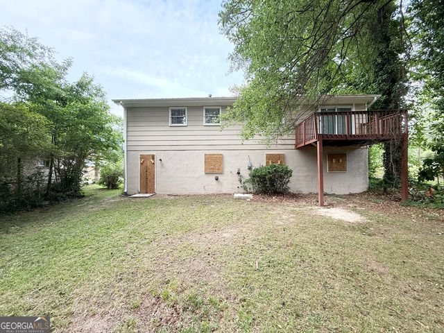 6525 Woodford Road, Atlanta, GA 30349