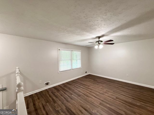 6525 Woodford Road, Atlanta, GA 30349