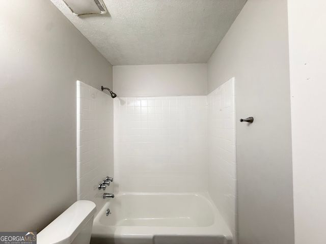 6525 Woodford Road, Atlanta, GA 30349