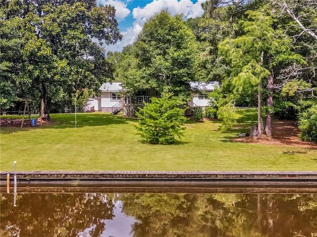 11375 Wacker Drive, Theodore, AL 36582