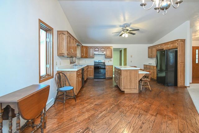 692 BUCKS LANE, Sobieski, WI 54171