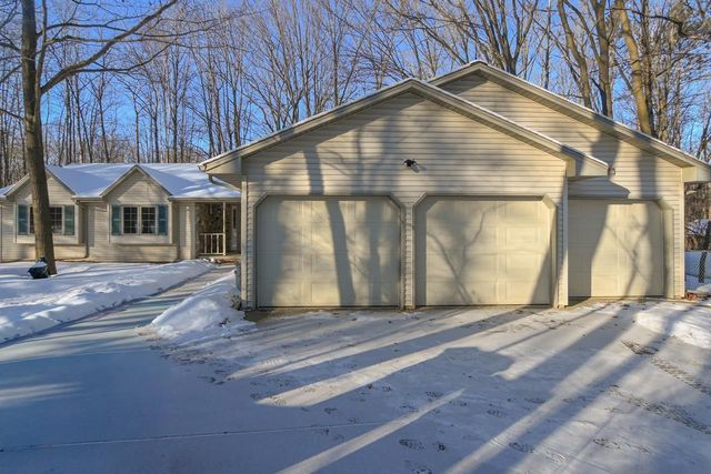 692 BUCKS LANE, Sobieski, WI 54171