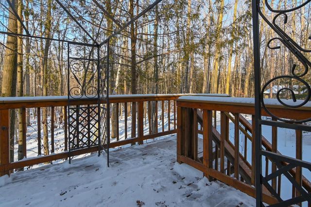 692 BUCKS LANE, Sobieski, WI 54171