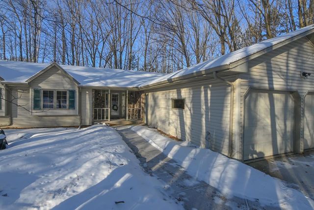 692 BUCKS LANE, Sobieski, WI 54171