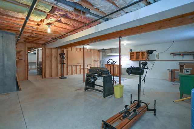 692 BUCKS LANE, Sobieski, WI 54171