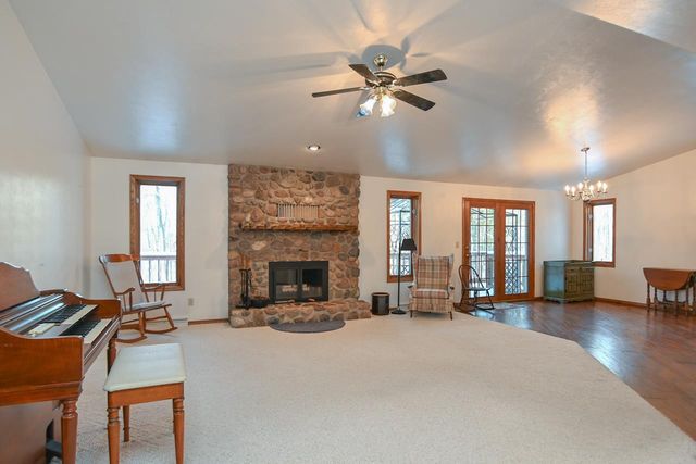 692 BUCKS LANE, Sobieski, WI 54171