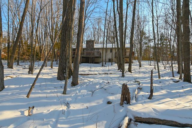 692 BUCKS LANE, Sobieski, WI 54171