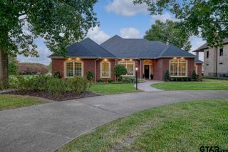 225 Bayhills Dr, Hideaway, TX 75771