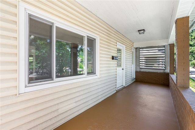 658 Montclair St, Greenfield, PA 15217