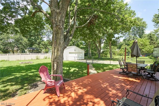 230 Valley View Drive, Wadsworth, OH 44281