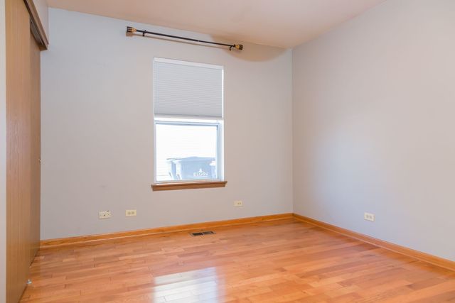 170 Dickens Trail, Elgin, IL 60120