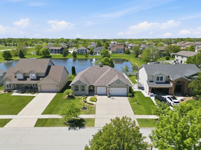 1044 Sycamore Street, Beecher, IL 60401