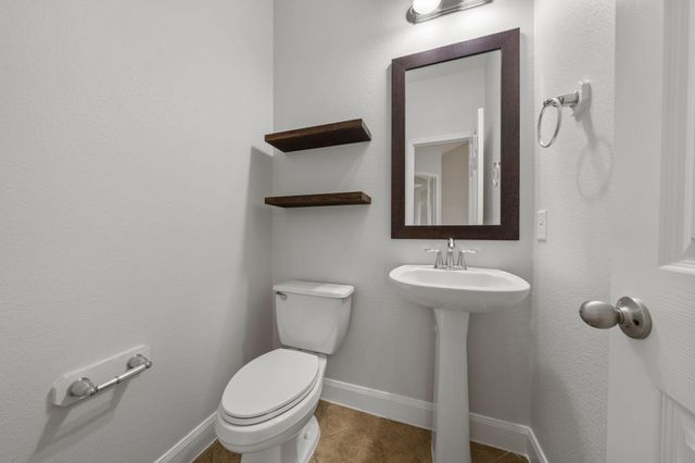 18450 W Laura Shore Drive, Cypress, TX 77433