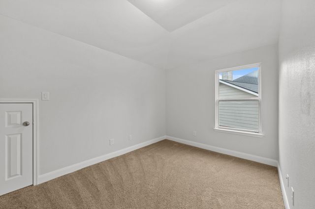 18450 W Laura Shore Drive, Cypress, TX 77433