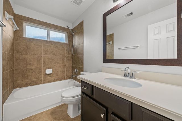 18450 W Laura Shore Drive, Cypress, TX 77433