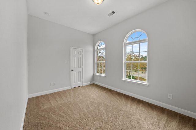 18450 W Laura Shore Drive, Cypress, TX 77433