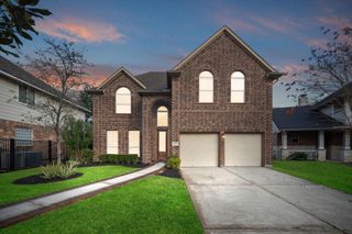 18450 W Laura Shore Drive, Cypress, TX 77433