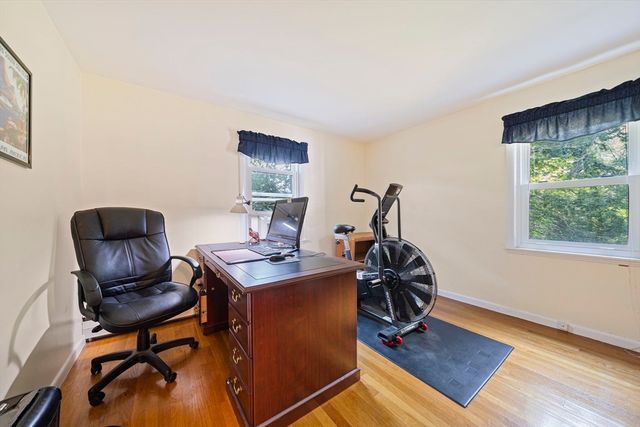 10 Curtis Cir, Canton, MA 02021