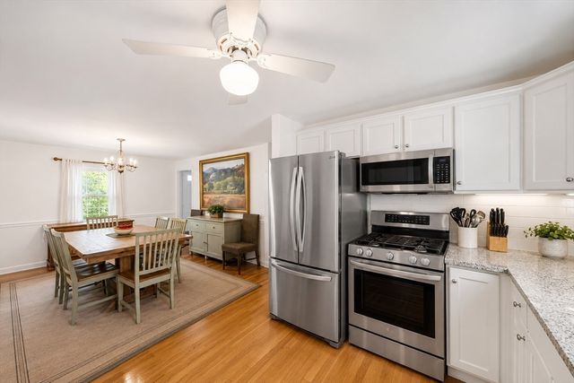 10 Curtis Cir, Canton, MA 02021