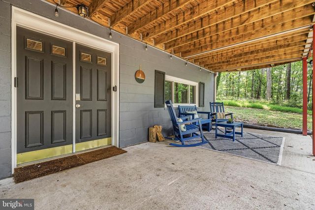 202 HUCKLEBERRY LN, Harpers Ferry, WV 25425
