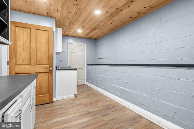 202 HUCKLEBERRY LN, Harpers Ferry, WV 25425