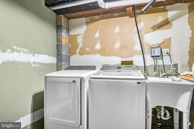 202 HUCKLEBERRY LN, Harpers Ferry, WV 25425