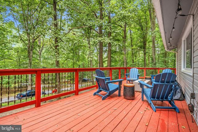 202 HUCKLEBERRY LN, Harpers Ferry, WV 25425