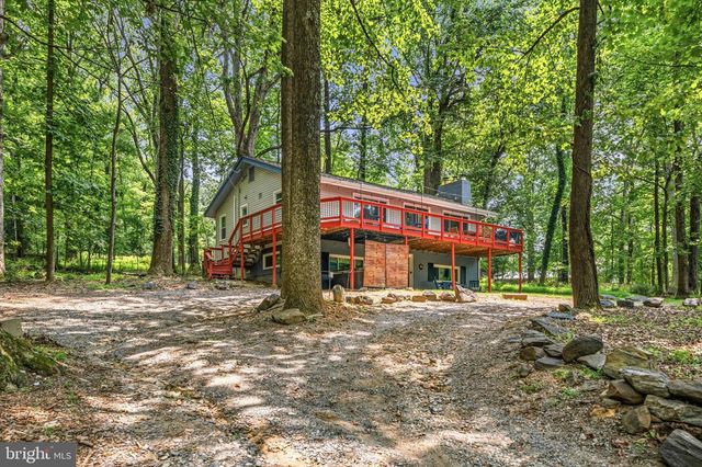 202 HUCKLEBERRY LN, Harpers Ferry, WV 25425