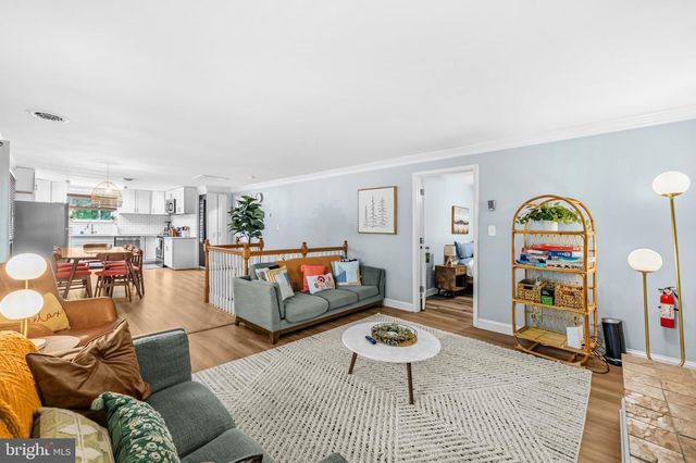 202 HUCKLEBERRY LN, Harpers Ferry, WV 25425