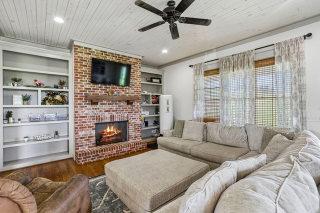 770 Sadler Rd, Liberty, TN 37095