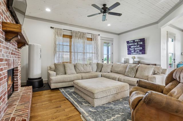 770 Sadler Rd, Liberty, TN 37095