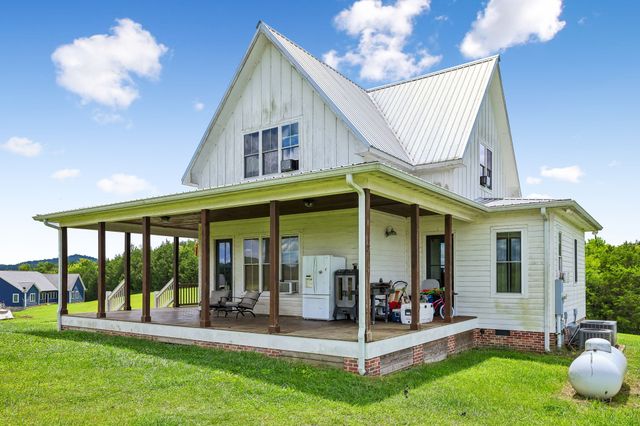 770 Sadler Rd, Liberty, TN 37095