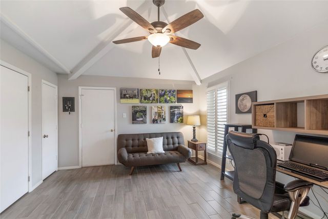 417 Sunnybrook Court, Bedford, TX 76021