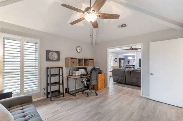 417 Sunnybrook Court, Bedford, TX 76021