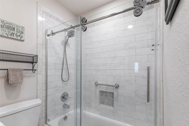 417 Sunnybrook Court, Bedford, TX 76021