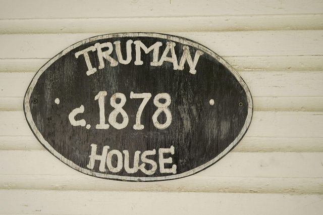 630 S Market Avenue, Springfield, MO 65806