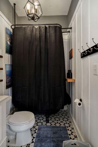 630 S Market Avenue, Springfield, MO 65806