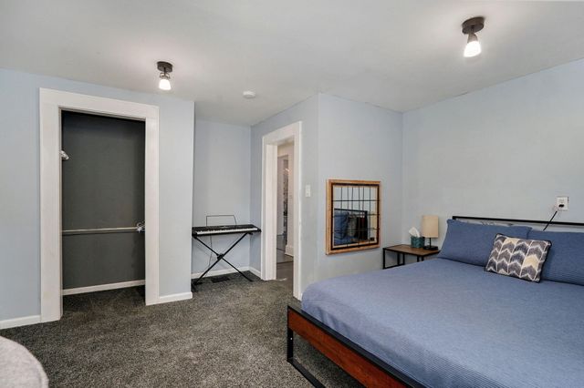 630 S Market Avenue, Springfield, MO 65806