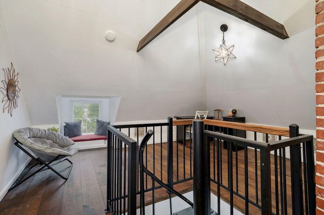 630 S Market Avenue, Springfield, MO 65806